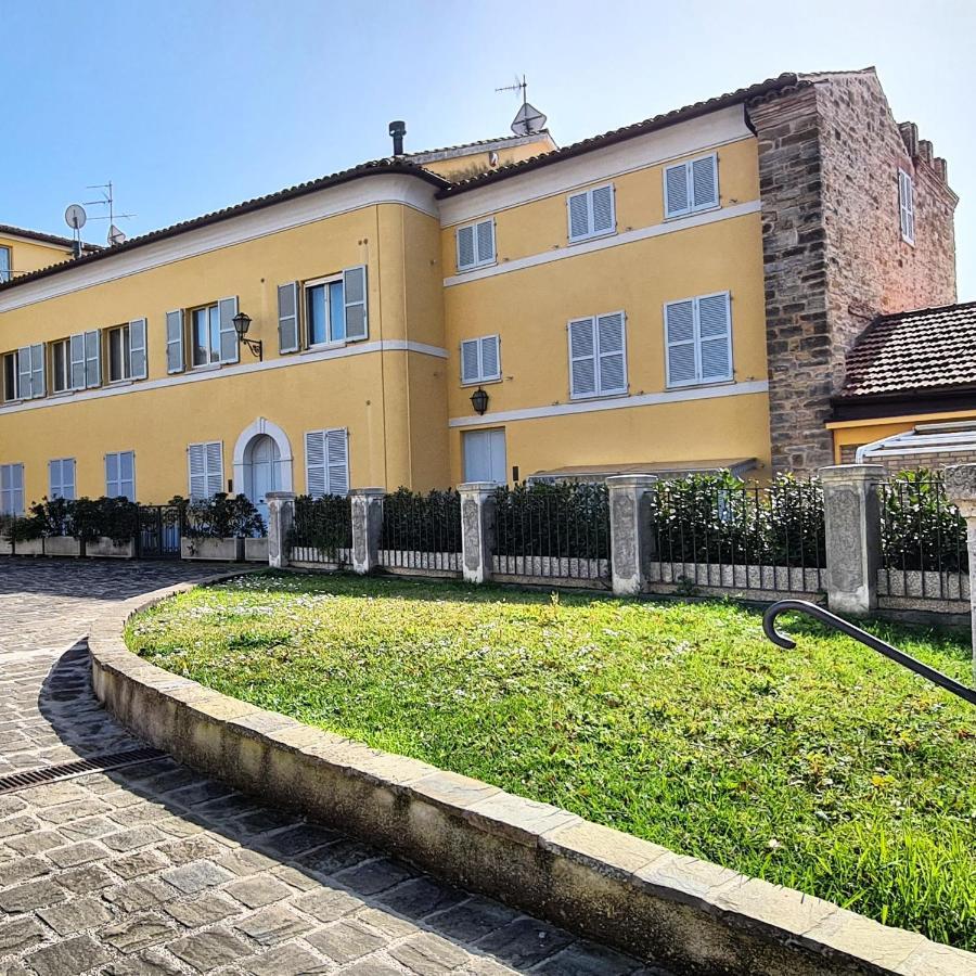 "Nido Del Falco" Palazzo Ricotti Camerano Exterior foto