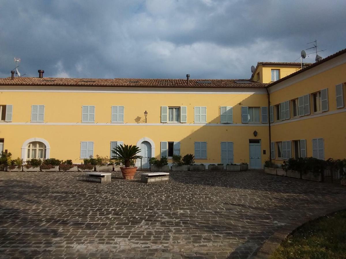 "Nido Del Falco" Palazzo Ricotti Camerano Exterior foto
